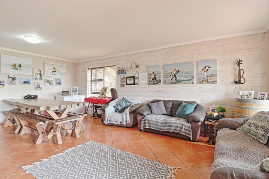 3 Bedroom Property for Sale in Hartenbos Heuwels Western Cape